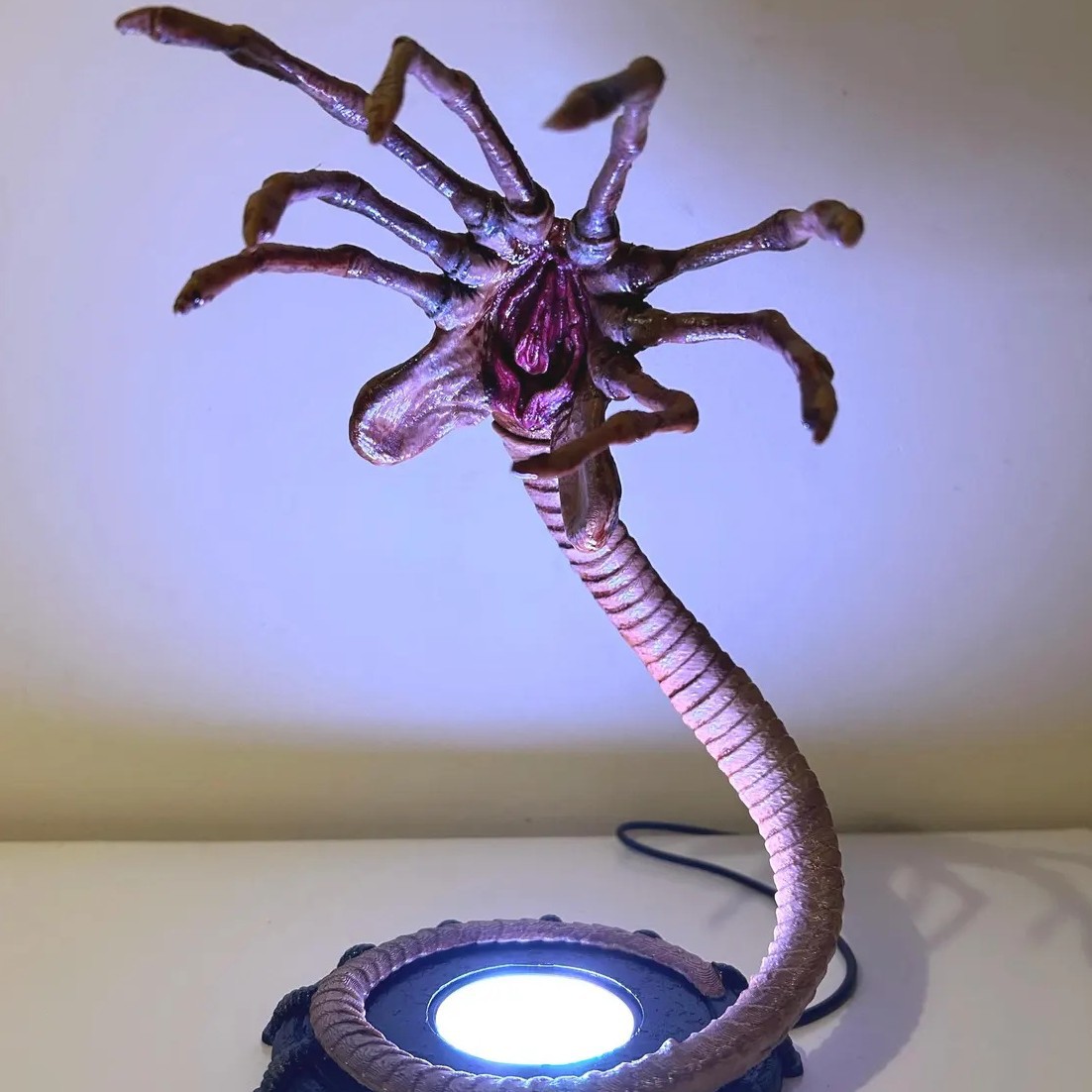 Home Lighting And Decor - Uzaylı Facehugger Lambası Gece Lambası, LED